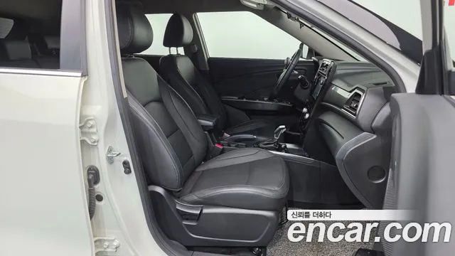 KG_Mobility_Ssangyong TIBOLI 2019 thumb 11