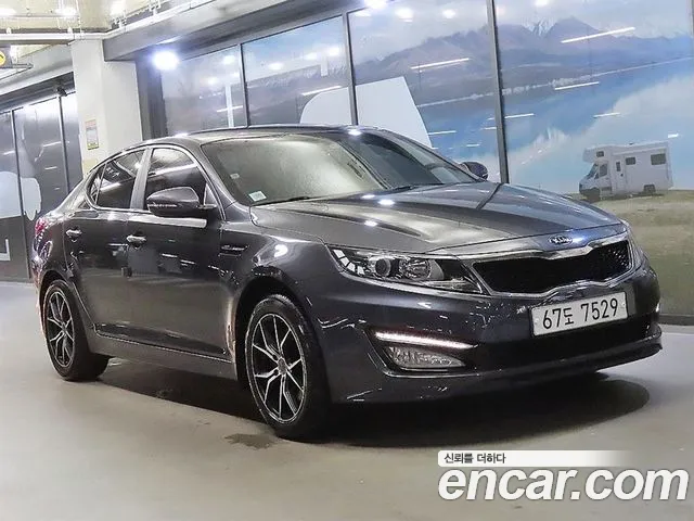 Kia K5 2012 thumb 11