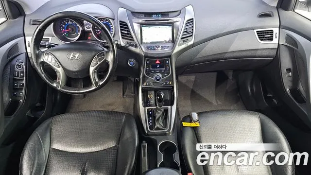 Hyundai Avante 2013 thumb 6