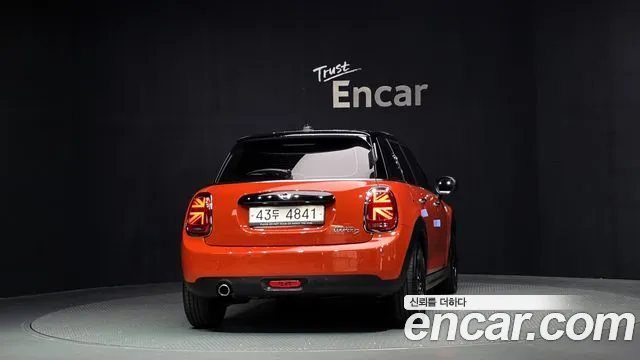 MINI Hatch 2019 thumb 4