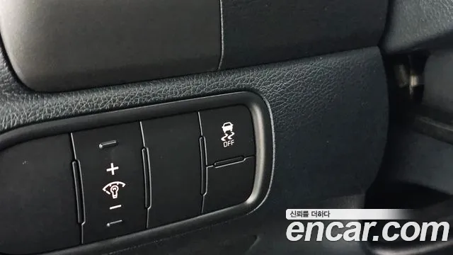 Kia K3 2016 thumb 12