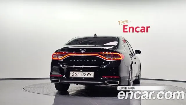Hyundai Grandeur 2016 thumb 3