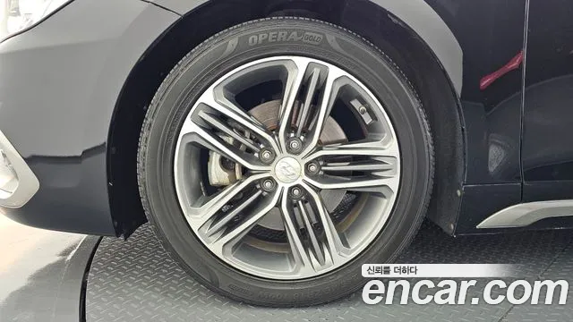 Hyundai Grandeur 2016 thumb 4