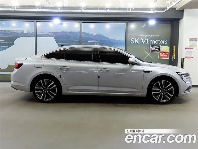 Renault-KoreaSamsung Megane 2016 thumb 6