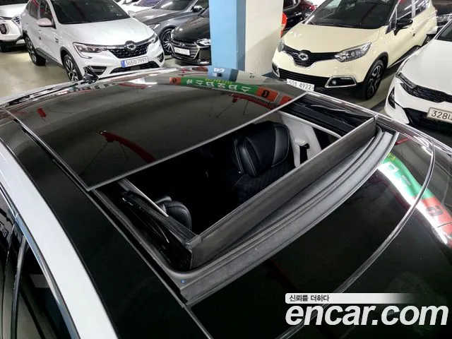 Renault-KoreaSamsung Megane 2016 thumb 7