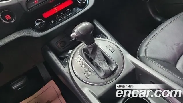Kia Sportage 2013 thumb 9