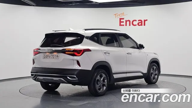 Kia Seltos 2022 thumb 2