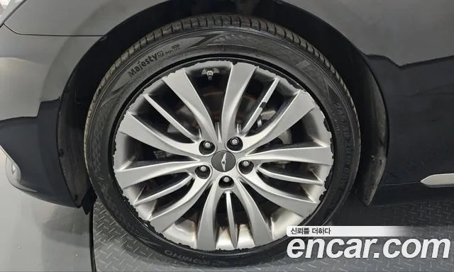 Genesis G80 2016 thumb 5