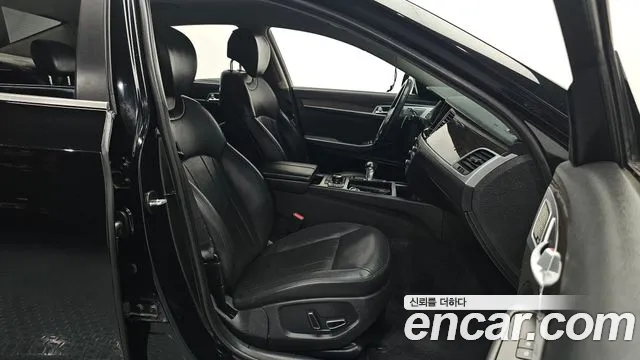 Genesis G80 2016 thumb 10