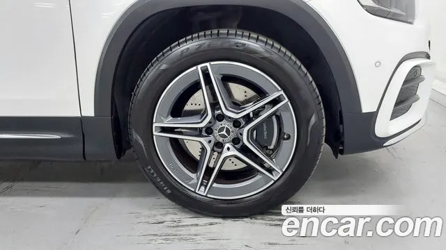 Mercedes-Benz GLB 2025 thumb 5