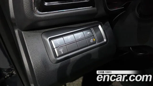 KG_Mobility_Ssangyong TIBOLI 2020 thumb 12