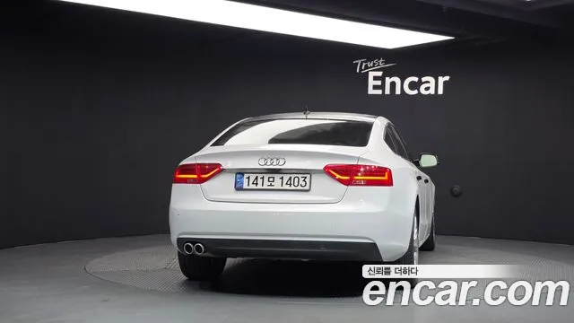 Audi A5 2015 thumb 4