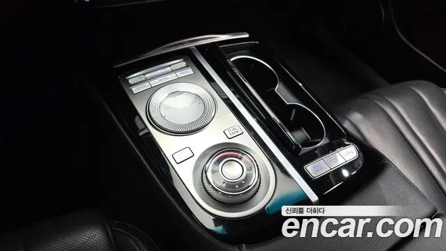 Genesis G80 2021 thumb 9