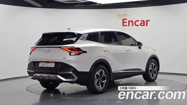 Kia Sportage 2022 thumb 2