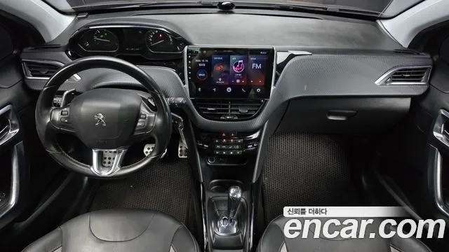Peugeot 2008 2016 thumb 7