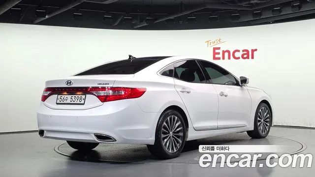 Hyundai Grandeur 2014 thumb 2