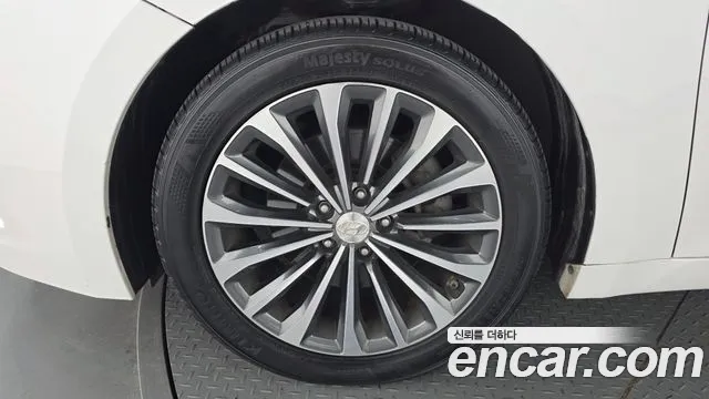 Hyundai Grandeur 2014 thumb 5