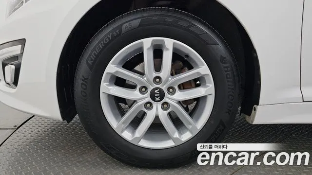 Kia K5 2014 thumb 4