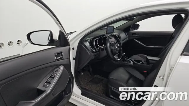 Kia K5 2014 thumb 9