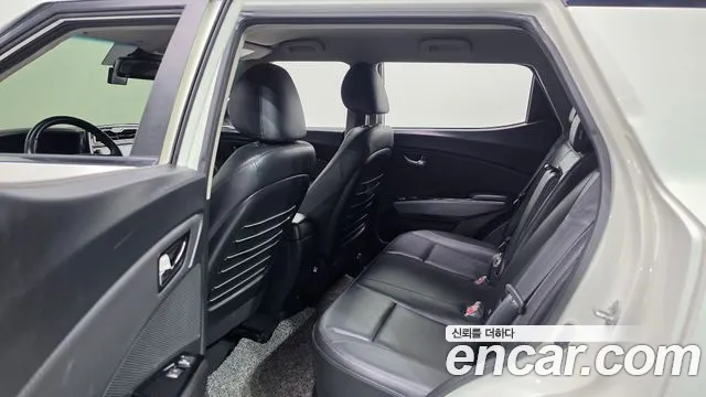KG_Mobility_Ssangyong TIBOLI 2020 thumb 11