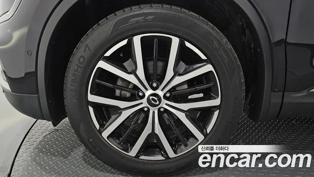 Renault-KoreaSamsung Koleos 2021 thumb 5