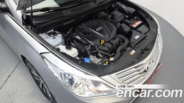Hyundai Grandeur 2012 thumb 6
