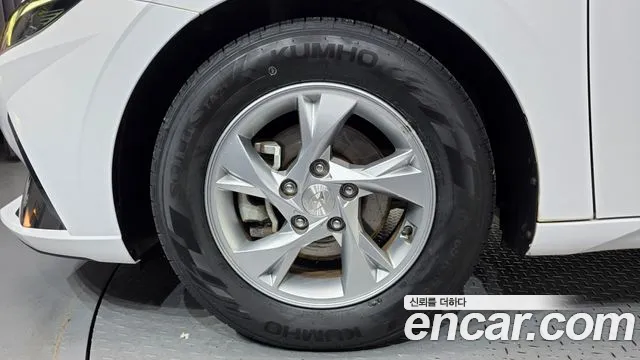 Hyundai Avante 2020 thumb 5