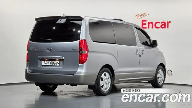 Hyundai Starex 2020 thumb 2