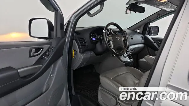 Hyundai Starex 2020 thumb 10