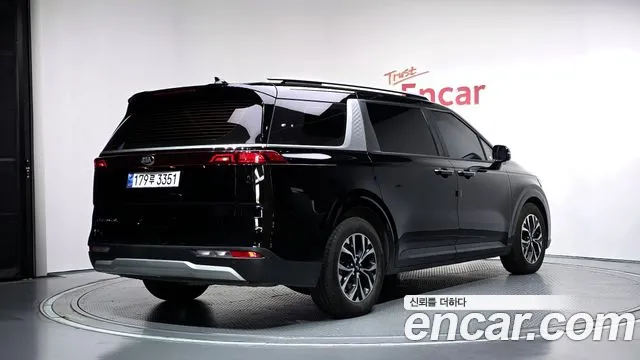Kia Carnival 2020 thumb 2