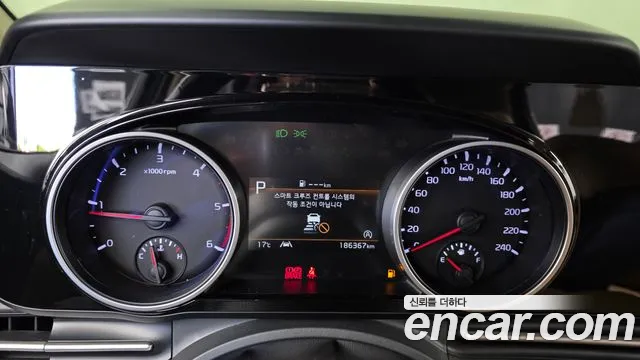 Kia Carnival 2020 thumb 8