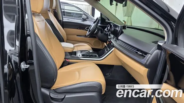 Kia Carnival 2020 thumb 11