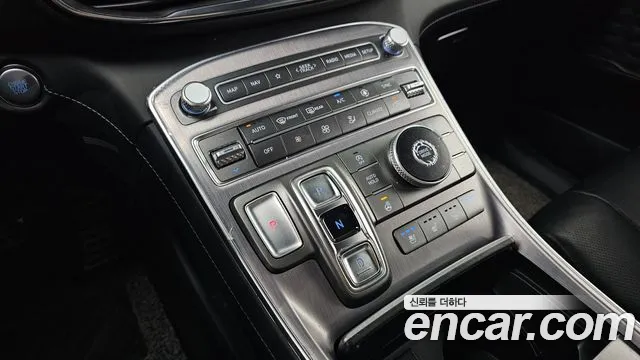Hyundai Santa Fe 2021 thumb 9