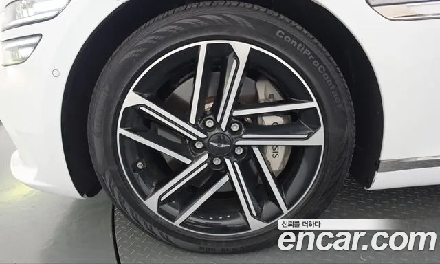 Genesis G80 2024 thumb 5