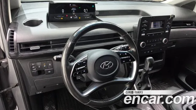 Hyundai Staria 2021 thumb 7