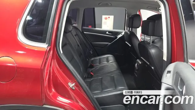 Volkswagen Tiguan 2015 thumb 12