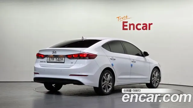 Hyundai Avante 2018 thumb 2