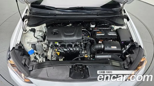 Hyundai Avante 2018 thumb 6