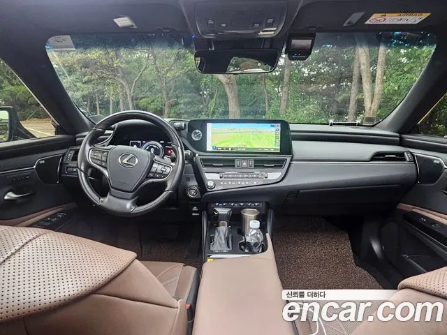 Lexus ES 2024 thumb 5