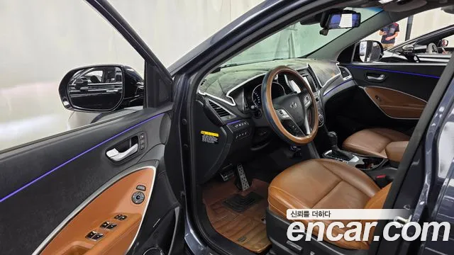 Hyundai Santa Fe 2016 thumb 10