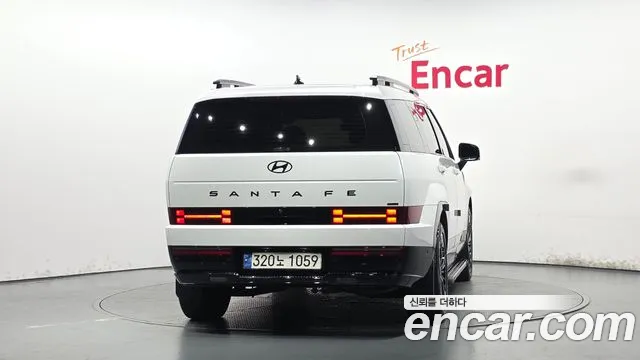 Hyundai Santa Fe 2023 thumb 4
