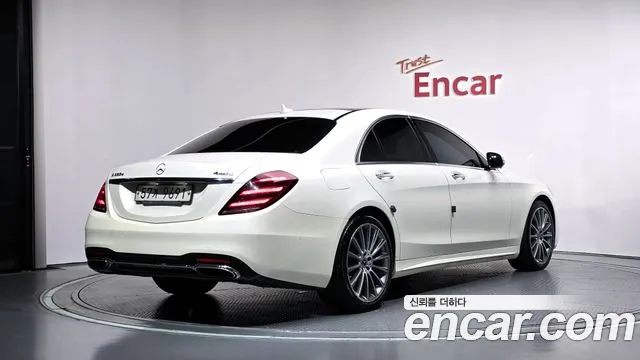 Mercedes-Benz S-Класс 2018 thumb 2