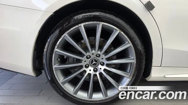 Mercedes-Benz S-Класс 2018 thumb 5