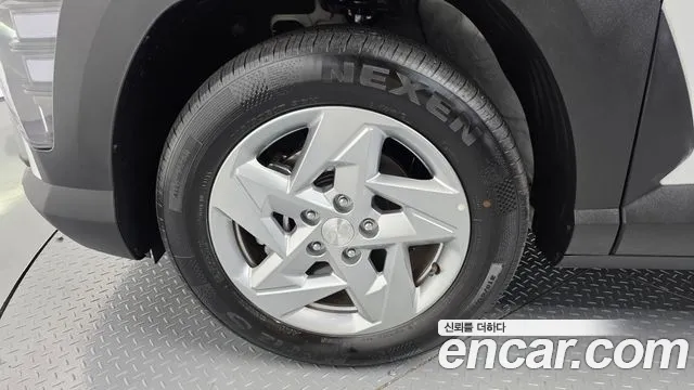 Hyundai Kona 2025 thumb 4