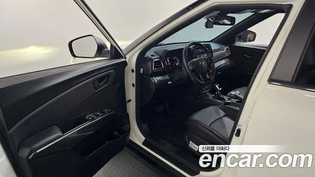 KG_Mobility_Ssangyong TIBOLI 2020 thumb 10
