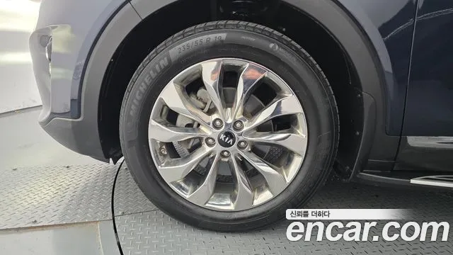 Kia Sorento 2018 thumb 5