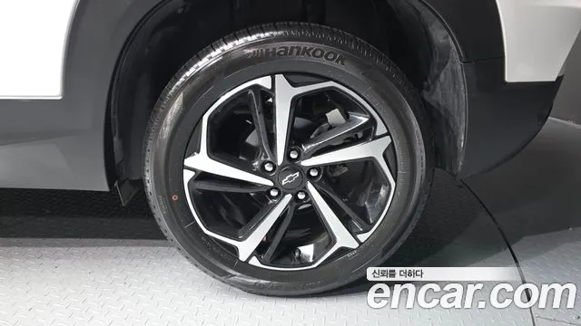 ChevroletGMDaewoo TrailBlazer 2020 thumb 4