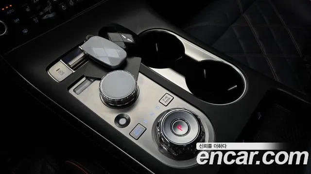 Genesis GV70 2025 thumb 8