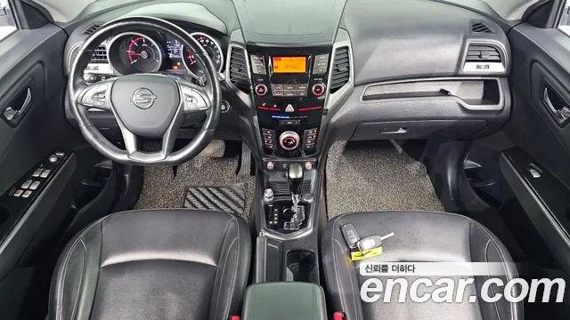 KG_Mobility_Ssangyong TIBOLI 2017 thumb 6