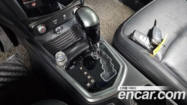 KG_Mobility_Ssangyong TIBOLI 2017 thumb 8